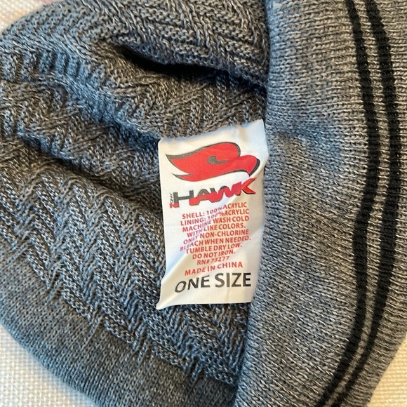 Tony Hawk | Skateboarding Skater Winter Beanie | Grey & Black | OS - Picture 3 of 3